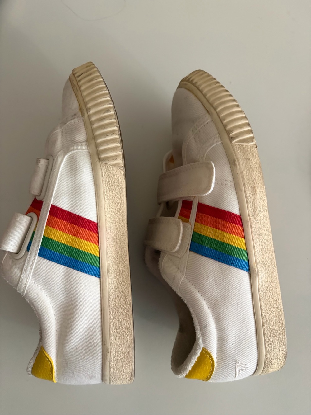 Gola Kids White Canvas Sneakers with Rainbow Side Stripes
